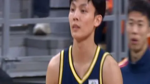 “全紅嬋荣膺年度跳水女运动员大奖，中国跳水队14年再夺殊荣”